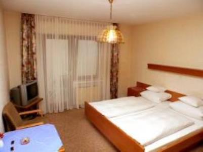 Hotel Buergerstube Muggensturm Екстериор снимка